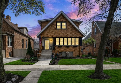 10829 S Maplewood Ave, Chicago, IL, 60655-1212 | Card Image