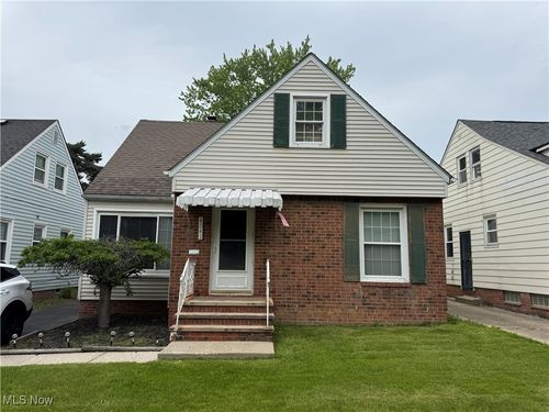 4241 Hinsdale Rd, South Euclid, OH, 44121-2705 | Card Image