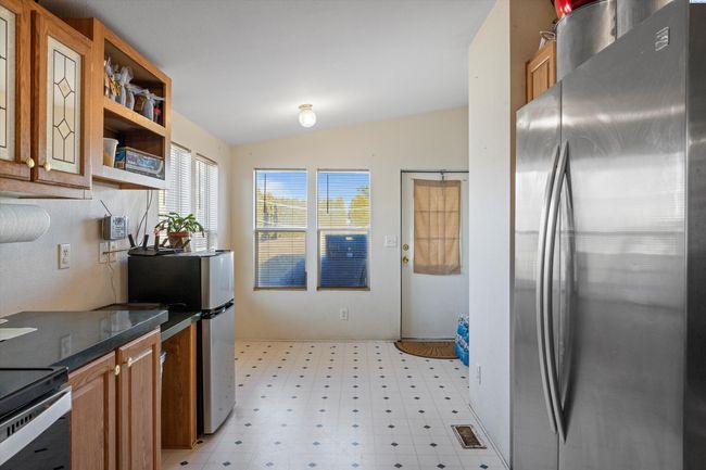 249 Sunshine Cir Sw, Home with 3 bedrooms, 2 bathrooms and null parking in Mattawa WA | Image 10
