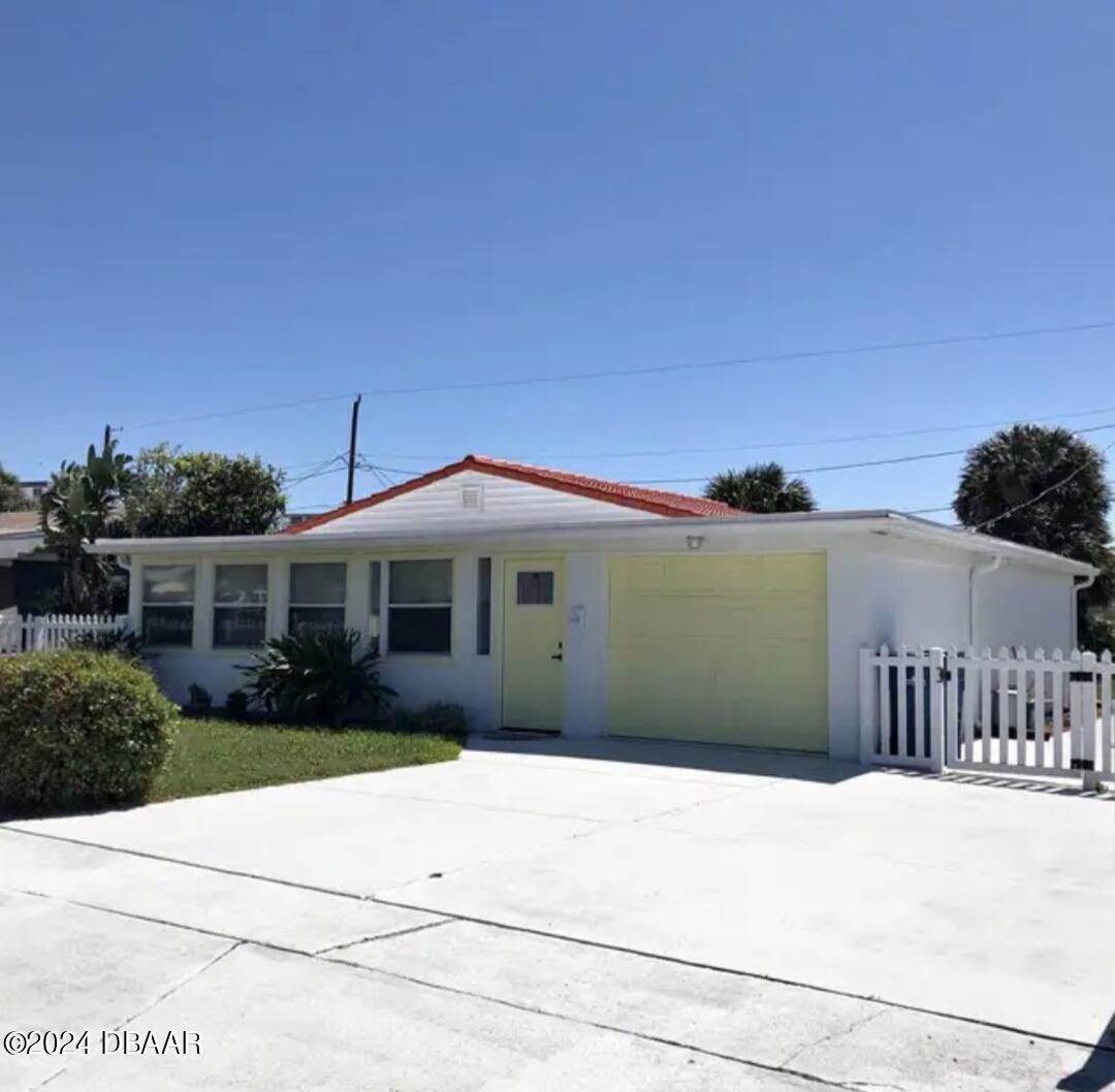 Laurie Dr, Ormond Beach, FL 32176