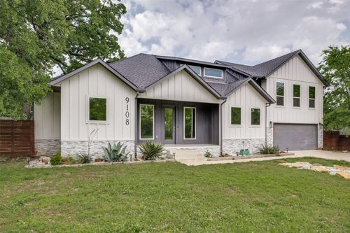 9108 Shoshone Trl, Flower Mound, TX, 75022-7039 | Card Image
