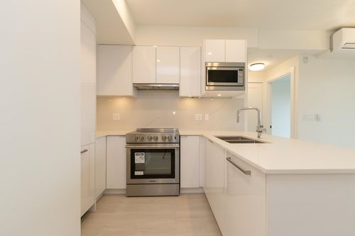 605-5399 Joyce St, Vancouver, BC, V5R4H3 | Card Image