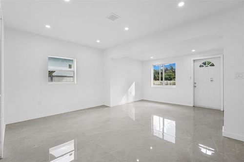 11406 Nw 17th Ave, Miami, FL, 33167-3635 | Card Image