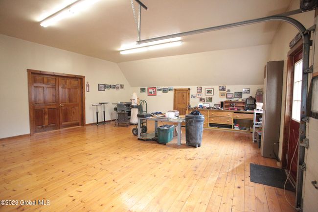 LOTS OF SPACE | Image 68