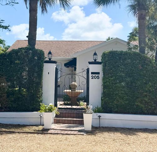 205 N 18th Ave Avenue N, Lake Worth Beach, FL, 33460 | Card Image
