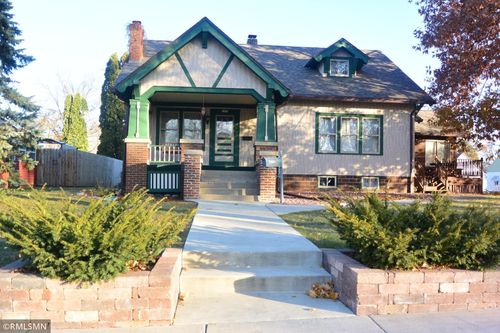 1227 11th St E, Glencoe, MN, 55336-2408 | Card Image