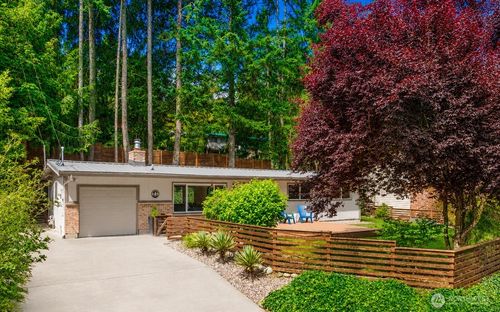 450 Mount Defiance Cir Sw, Issaquah, WA, 98027-3629 | Card Image