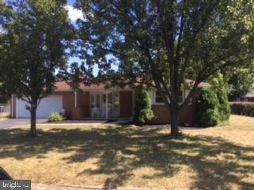 2875 Cambridge Rd, YORK, PA, 17402-3936 | Card Image