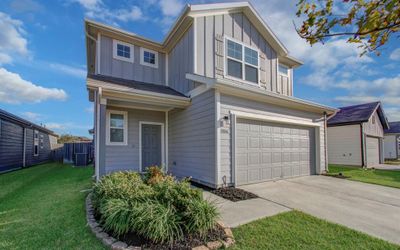 Impeccably maintained 4/3/2 in the Windrow Community! | Image 2