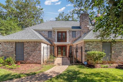 2265 River Valley Drive, House other with 3 bedrooms, 3 bathrooms and null parking in West Columbia TX | Image 2