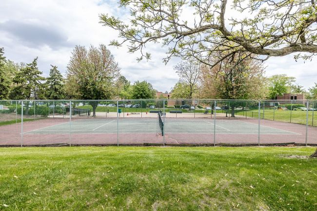 APT-301 - 2 S Atrium Way, Condo with 2 bedrooms, 2 bathrooms and 1 parking in Elmhurst IL | Image 29