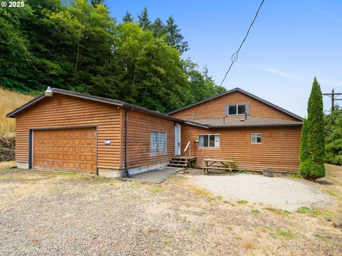 33925 Highway 101 S, Cloverdale, OR, 97112-9613 | Card Image