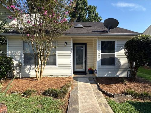 9049 Stoneleigh Trace, Douglasville, GA, 30134 | Card Image