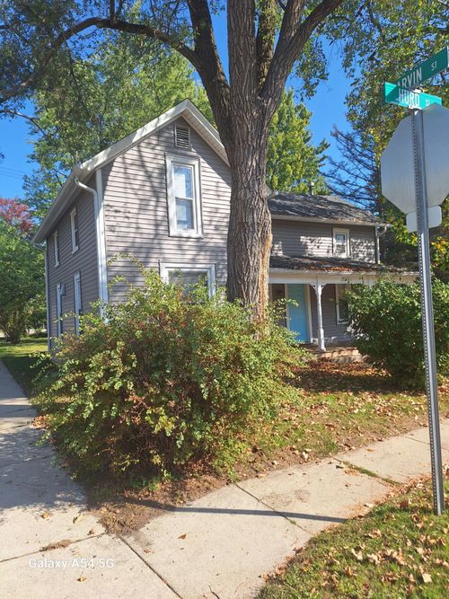 203 Hurd St, Milan, MI, 48160-1433 | Card Image