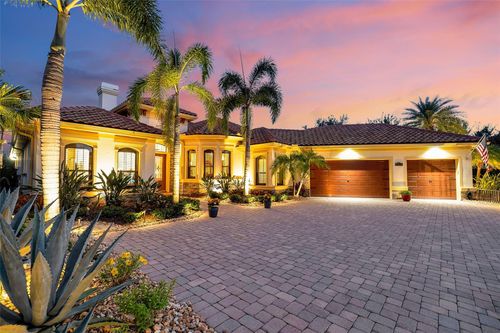 15114 Linn Park Ter, LAKEWOOD RANCH, FL, 34202-5654 | Card Image