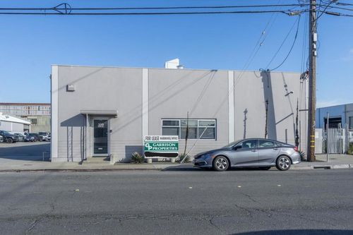 320 Victory Ave, South San Francisco, CA, 94080-6405 | Card Image