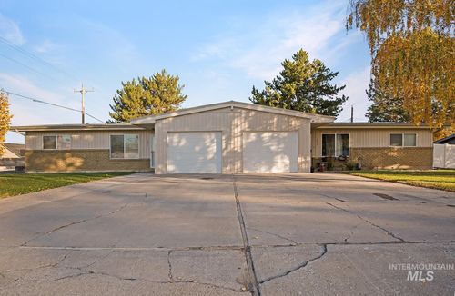 2215-2211 Crest Ave, Twin Falls, ID, 83301-4415 | Card Image