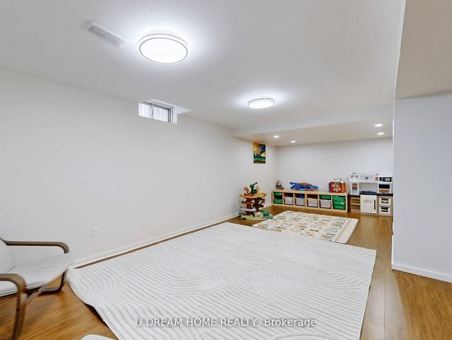 84 Autumn Way, House other with 4 bedrooms, 4 bathrooms and 4 parking in Aurora ON | Image 30