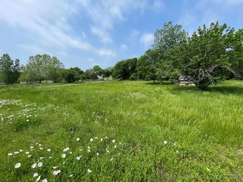 401 S Kemp St, Kingston, OK, 73439-8009 | Card Image