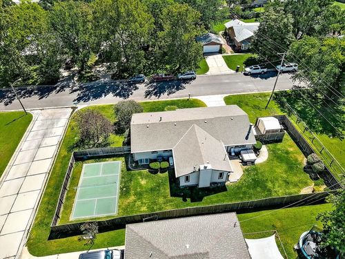 6124 Clarendon St, Bel Aire, KS, 67220-3807 | Card Image