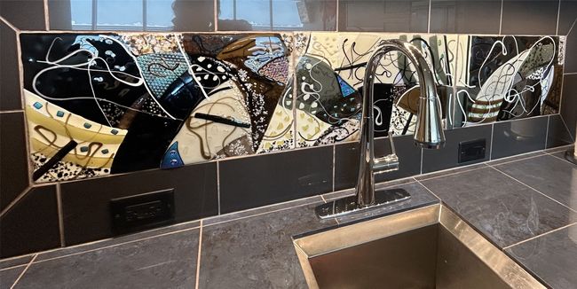 Stunning mosaic back splash in kitchen is a phenomenal piece of art! | Image 23