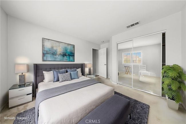 13894 Blue Ribbon Ln, House other with 6 bedrooms, 5 bathrooms and 1 parking in Corona CA | Image 13