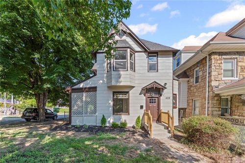 425 Benton Boulevard, Kansas City, MO, 64124 | Card Image