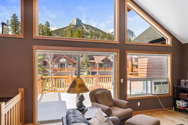 158 Hubman Landing, Home with 4 bedrooms, 3 bathrooms and 4 parking in Canmore AB | Image 23