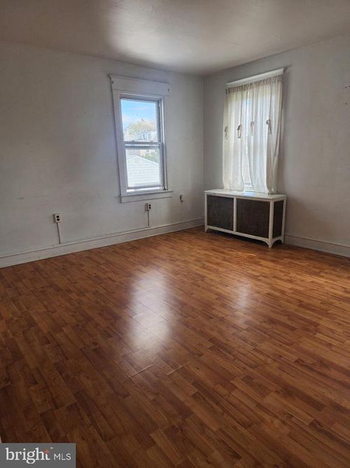 7323 Rising Sun Ave, PHILADELPHIA, PA, 19111-3645 | Card Image