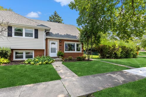 4247 Harvey Ave, Western Springs, IL, 60558-1247 | Card Image