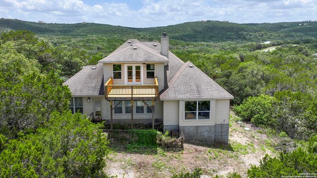 846 County Road 2763, House other with 3 bedrooms, 2 bathrooms and null parking in Mico TX | Image 41