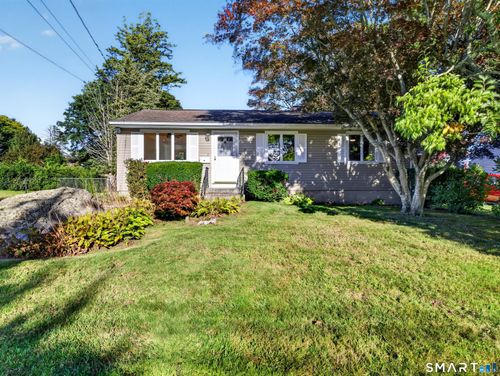 33 Cindy Ln, Mystic, CT, 06355-1403 | Card Image