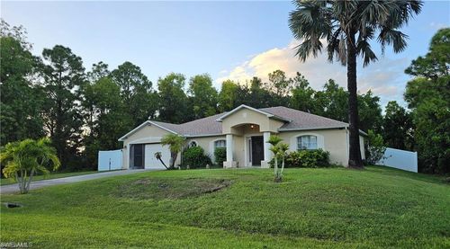 711 Epps Brown St E, LEHIGH ACRES, FL, 33974-9598 | Card Image