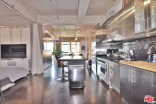 1009-849 S Broadway, Los Angeles, CA, 90015-4001 | Card Image