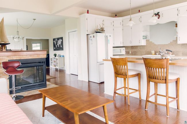 240 S 6 Th St, House other with 4 bedrooms, 2 bathrooms and null parking in Bayfield WI | Image 11