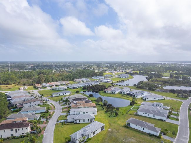 139 Se Via Bisento, House other with 3 bedrooms, 2 bathrooms and null parking in Port St. Lucie FL | Image 43