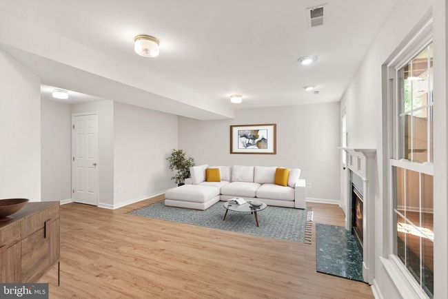 20681 Southwind Ter, Townhouse with 3 bedrooms, 3 bathrooms and null parking in ASHBURN VA | Image 37