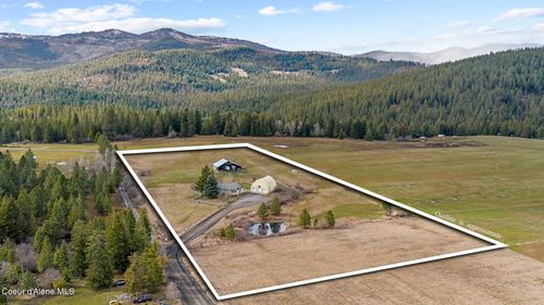 8827 W Carnie Rd, Coeur D Alene, ID, 83814-7387 | Card Image