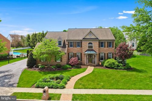 2909 Duffield Ln, Sinking Spring, PA, 19608-8800 | Card Image