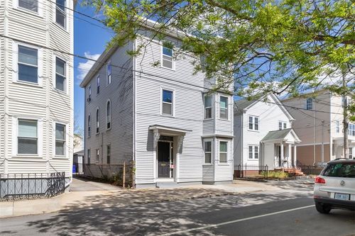 74 Sutton St, Providence, RI, 02903-1470 | Card Image