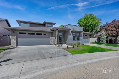 9418 W Osprey Meadows Dr., House other with 3 bedrooms, 4 bathrooms and 3 parking in Garden City ID | Image 1