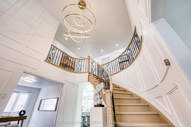 1 Goodmills Crt, House other with 4 bedrooms, 5 bathrooms and 6 parking in Unionville ON | Image 4