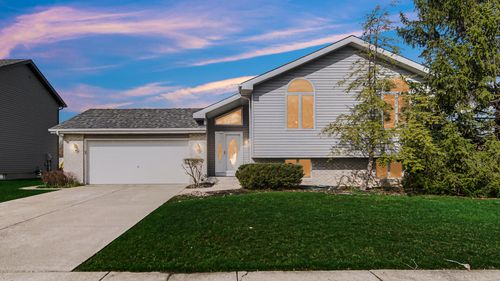 7502 Pershing Road, Schererville, IN, 46375 | Card Image