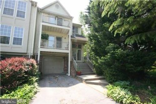 15640 Montview Dr, DUMFRIES, VA, 22025-1327 | Card Image