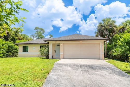 2931 18th Ave Ne, Naples, FL, 34120-3675 | Card Image