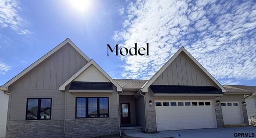 6708 S 200th Ave, Omaha, NE, 68135-3851 | Card Image