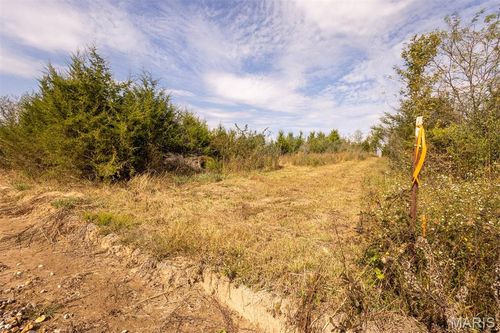 7 Washington Ln, Perry, MO, 63462 | Card Image