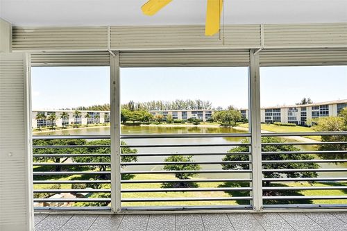 apt-h3-1902 Bermuda Cir, Coconut Creek, FL, 33066-2807 | Card Image
