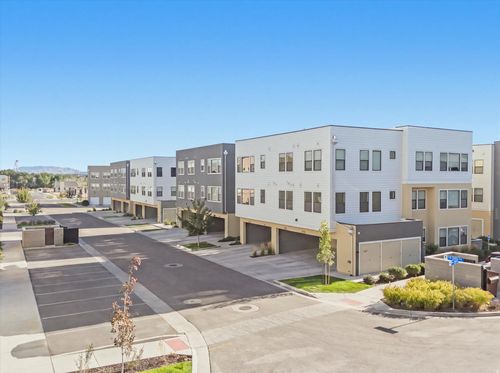 s201-718 W Blue Magic Ln, Midvale, UT, 84047-7857 | Card Image