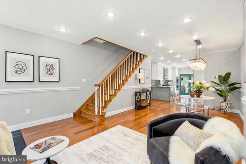 1633 Ellsworth St, PHILADELPHIA, PA, 19146-3009 | Card Image